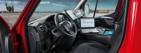 Opel Movano - Intérieur (Volant et Commandes)